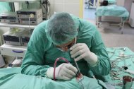 Dr. Andrzej Skorek performing an endoscopic procedure of the nose and sinuses